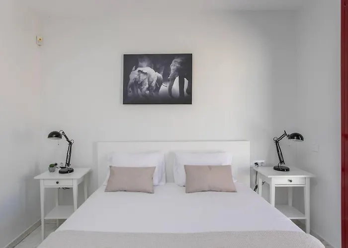 Canela Homes Барселона
