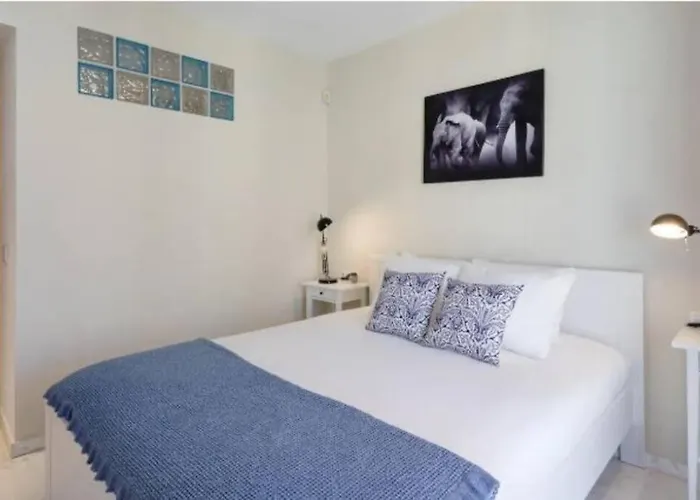 Canela Homes Апартаменты Барселона